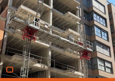 ANDAMIO ELECT SOBRE MASTIL