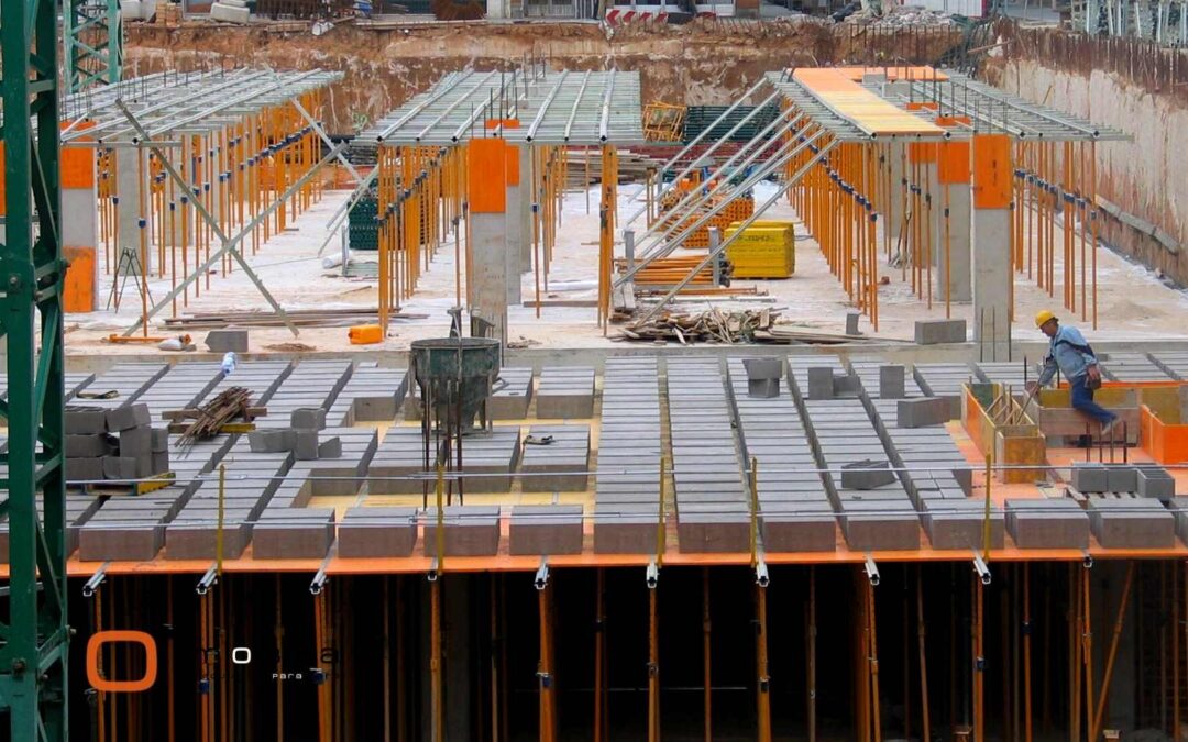 Encofrados de muro: esenciales para la construcción segura y precisa