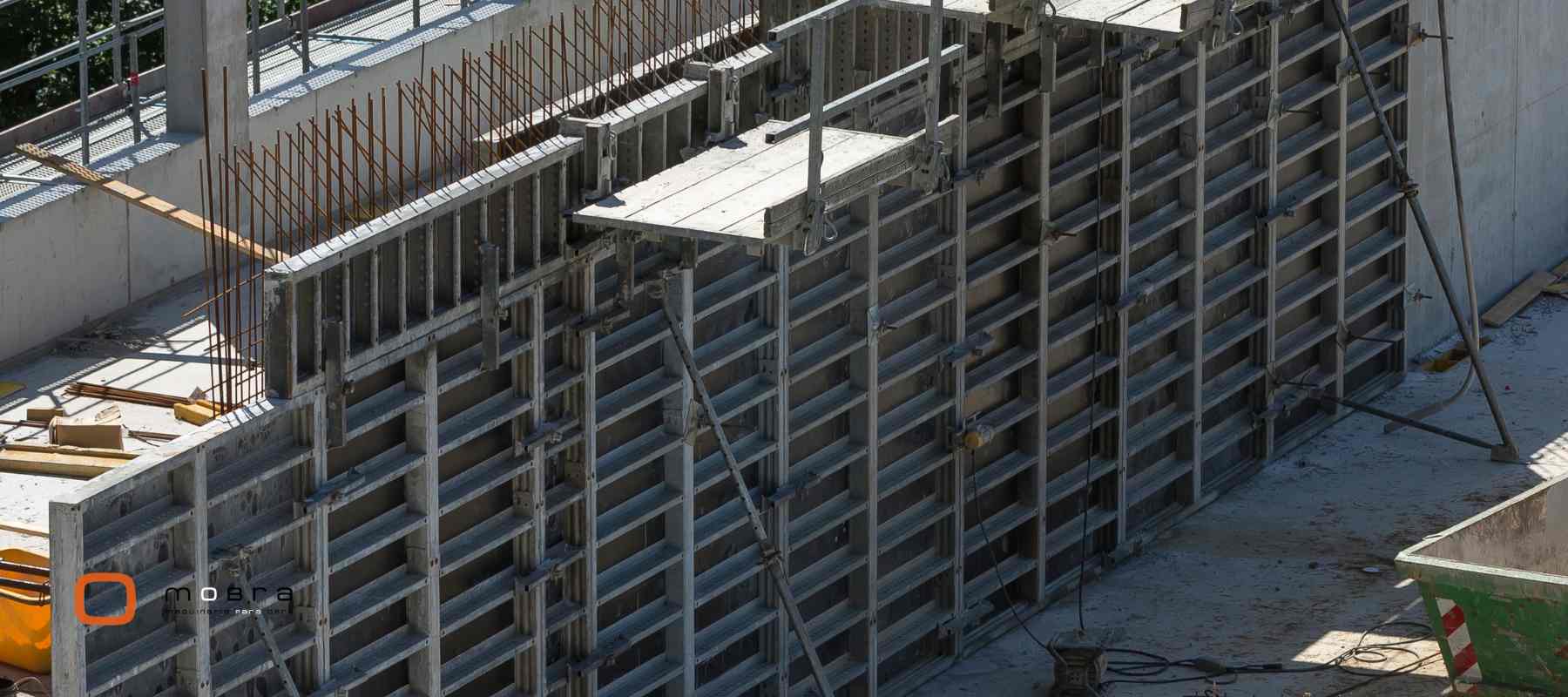 ENCOFRADO DE MURO CIRCULAR