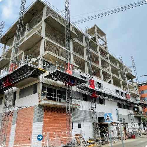 ANDAMIOS Y ACCESOS OBRA